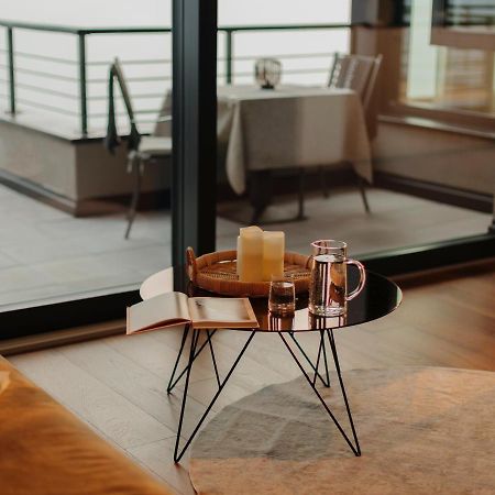 Culinaria Living Lägenhet Tirolo Exteriör bild