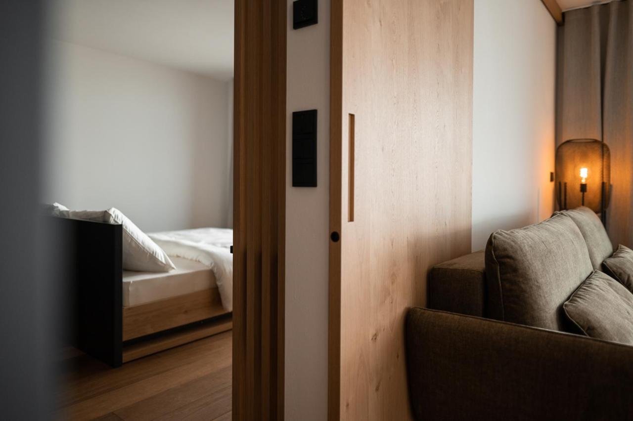 Culinaria Living Lägenhet Tirolo Exteriör bild