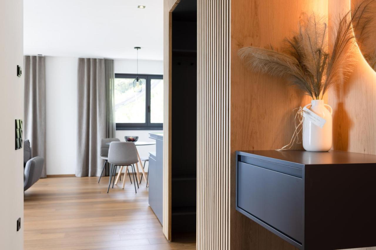 Culinaria Living Lägenhet Tirolo Exteriör bild