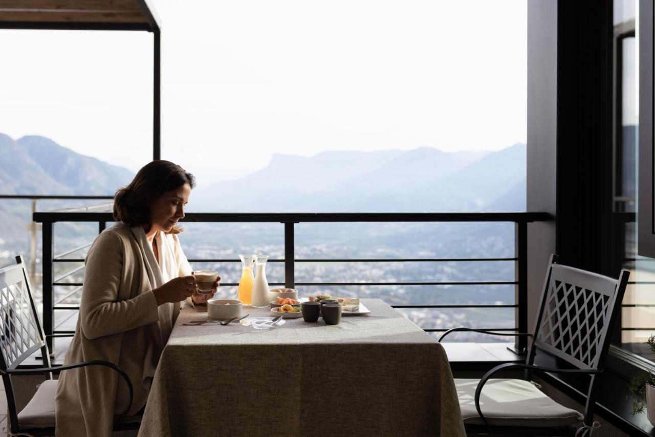 Culinaria Living Lägenhet Tirolo Exteriör bild