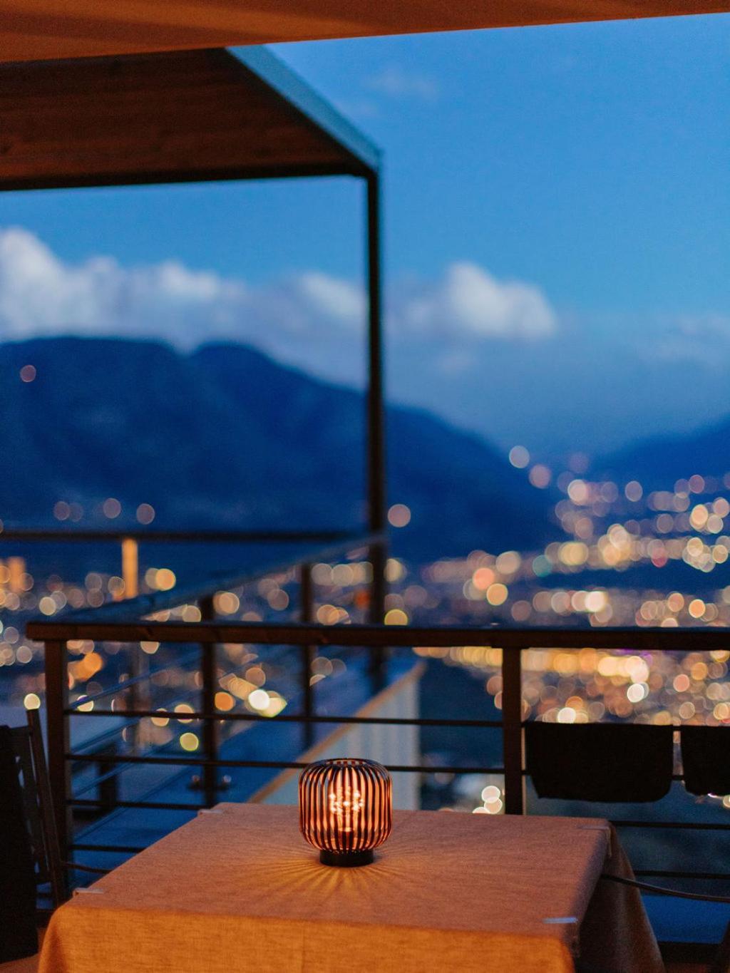 Culinaria Living Lägenhet Tirolo Exteriör bild